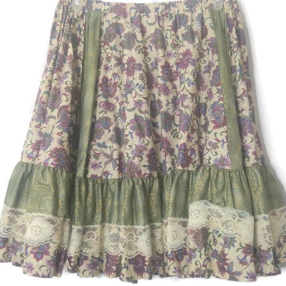 Vintage 1970's Fashion Magic by Fender Floral Lace Trim Full Circle Skirt